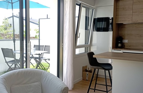 Arradon Apartment | Arradon Golfe du Morbihan apartment 2 Rooms Terrace.