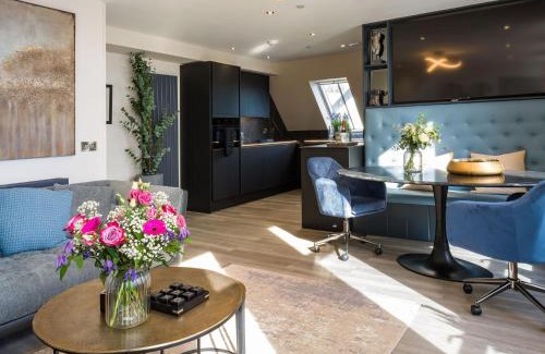 Isle of Arran House | Arran Shores Luxury Shorefront Penthouse Suite 12