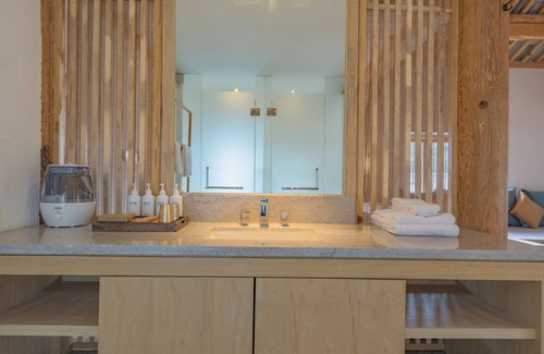 Shuhe Old Town Hotel | Arro Khampa by Zinc Journey Lijiang