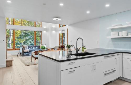 Edwards Apartment | Arrowhead Oasis with Resort Perks and 5 Min Walk to Lift