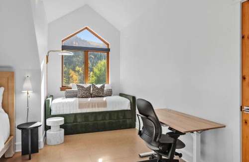 Edwards Apartment | Arrowhead Oasis with Resort Perks and 5 Min Walk to Lift