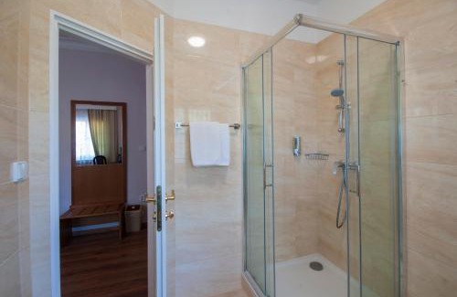 Kladno Hotel | Art Deco Hotel Hoffmann