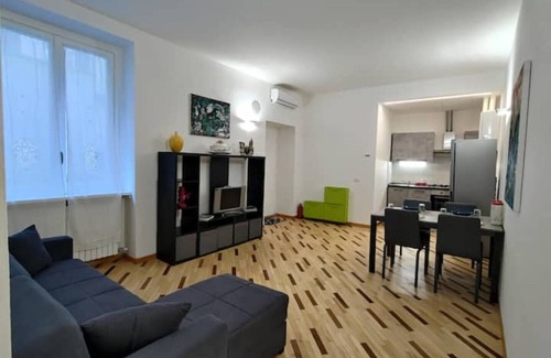 Porta Genova Apartment | Art Home Apartment Navigli
