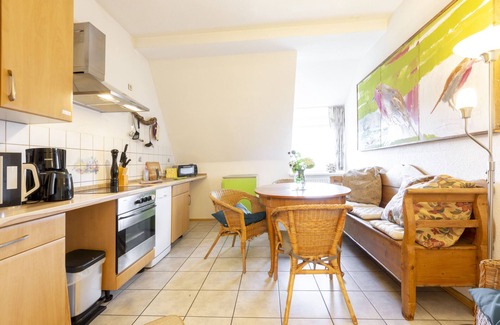 Marienberg Apartment | Art loft vacation apartment in a stylishly renovated Art Nouveau villa
