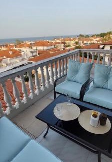 Polichrono Apartment | Artemis Apartments Тюркоазна гледка към морето