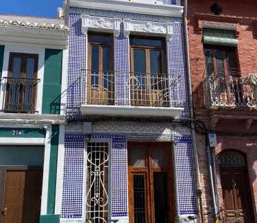 El Cabanyal House | Artisan Haven: El Cabanyal Oasis