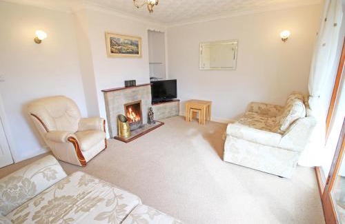 Penrhyndeudraeth House | Artist's Cottage