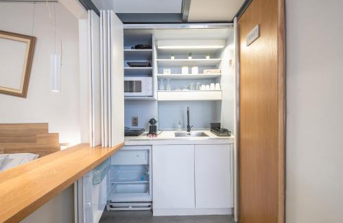 Gazi Apartment | Artistic Home Gazi by MDK Athens