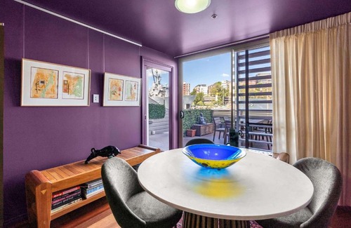 Woolloomooloo Apartment | Artsy Boho Den in Iconic Fingerwharf Woolloomoolo