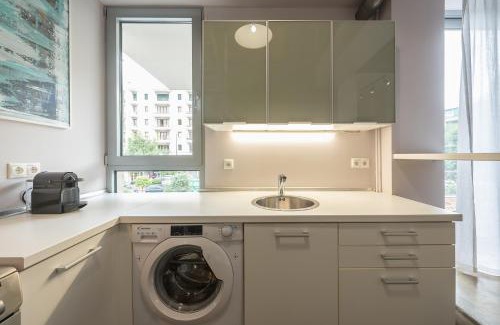 Gazi Apartment | Artsy Urban Loft in Athens