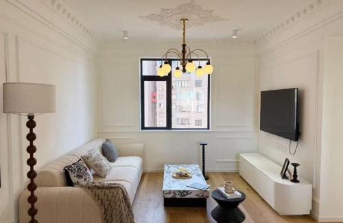 Dapuqiao Apartment | Aryas Apartment near Tianzifang area