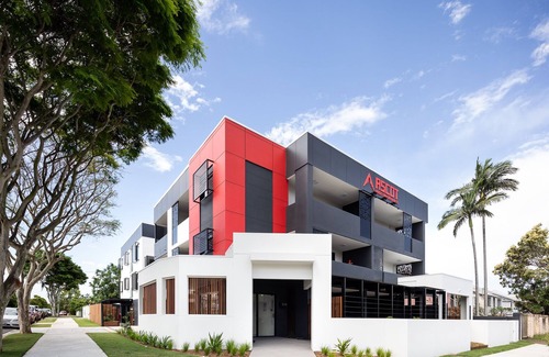 Ascot House | Ascot Budget Residences - Close to Brisbane Airport & Racecourses