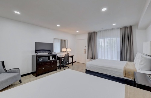 Cortez Hill Hotel | Ash&9th