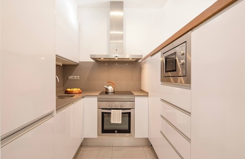 Sant Antoni Apartment | Aspasios Market Balconies
