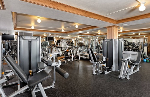 Aspen Condo | Aspen Alps - Studio with kitchenette and full bath -next to Aspen Mountain