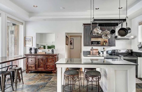 Fairplay Cabin | Aspen Grove Cabin w/Hot Tub