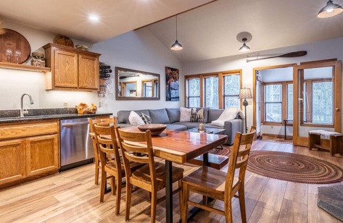 June Lake Condo | Aspen Meadows 10 -Beautifully Furnished