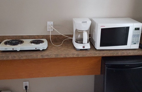 Drayton Valley Hotel | Aspen Motor Inn