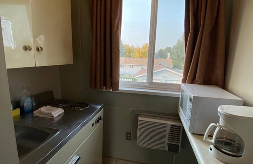 Drayton Valley Hotel | Aspen Motor Inn