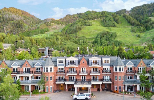 Downtown Apartment | Aspen Mountain Residences [Formerly Hyatt Grand Aspen] at Owner Direct Rates
