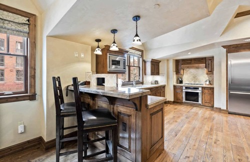 Aspen Resort | Aspen Mountain Residences, Core-By Gondola