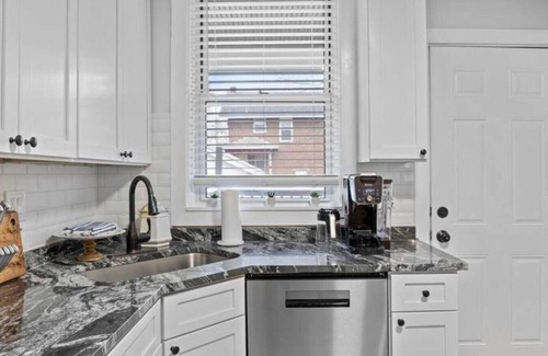 Aspinwall House | Aspinhaus - 3 BR, 2 BA