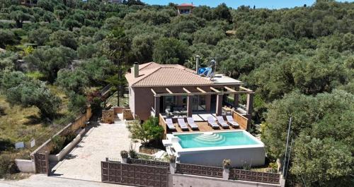 Argassi Villa | Astarte Villas - Stilvi 4 Bedroom Private Villa With Pool