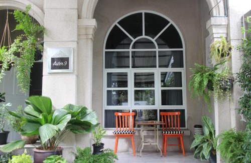 Asoke Bed & Breakfast | Aster 9 House