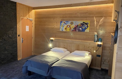 Cauterets Hotel | Asterides Sacca