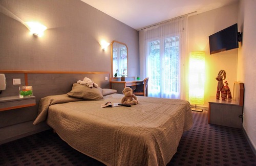 Cauterets Hotel | Asterides Sacca