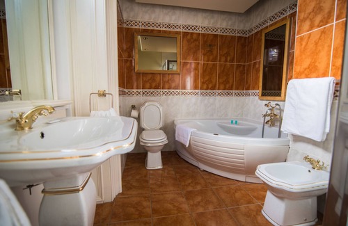 Darwen Hotel | Astley Bank Hotel