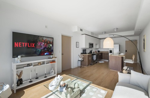 Beverly Hills Apartment | Astonishing view 1bdr with luxury amenities