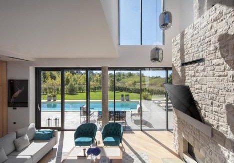 Sveti Lovrec Villa | Astounding Istra Villa 4 Bedrooms Villa Mediterranean Influence