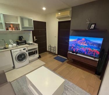 Chang Khlan Hotel | Astra Bee friend Chiangmai