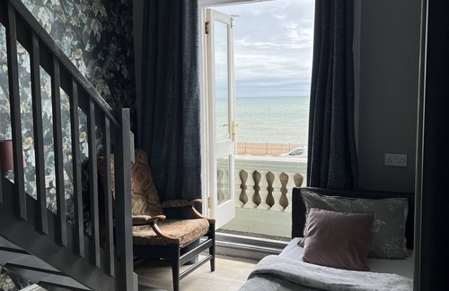 Hastings Hotel | Astral Lodge