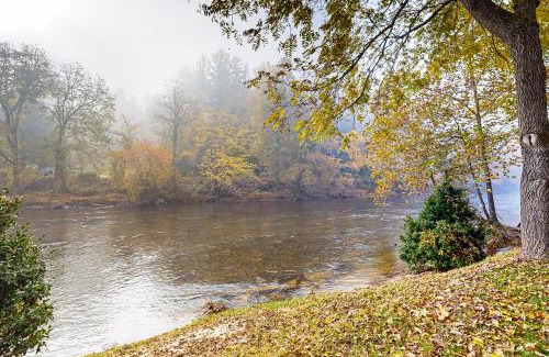 Cullowhee House | at E's