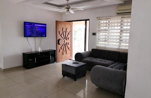 Newlands East House | AT HOME GUEST HOUSE