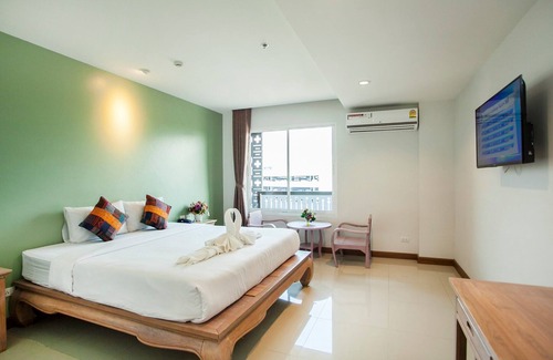 Chiang Mai Hotel | At Ruam Chok