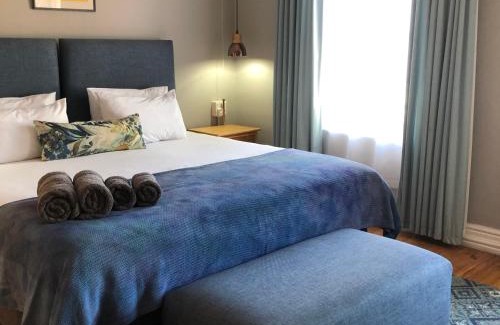 Knysna House | At The Loerie