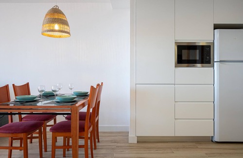 Creixell Apartment | AT036 CONSTELACIÓN: Apartamento delante de la playa, con piscina, A/A, wifi y parking