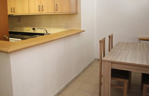 Torredembarra Apartment | AT125 Els Pins I: Apartamento con piscina en primera línea