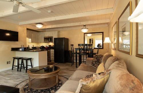 Elkhorn House | Atelier Condo 1094