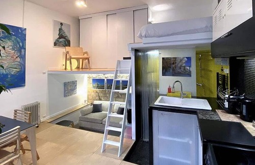 Quartier Sainte-Marguerite Apartment | Atelier d'artiste/artist loft/35m2