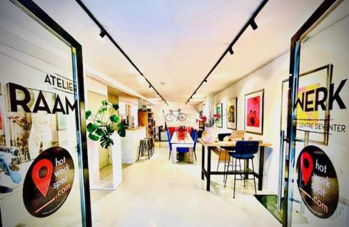 Deventer Apartment | Atelier Raamwerk City Atelier Apartment for Friends and Families 125m2!