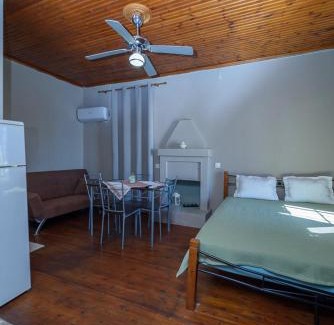 Lefokastron House | AtESI HOUSE-LEFOKASTRO