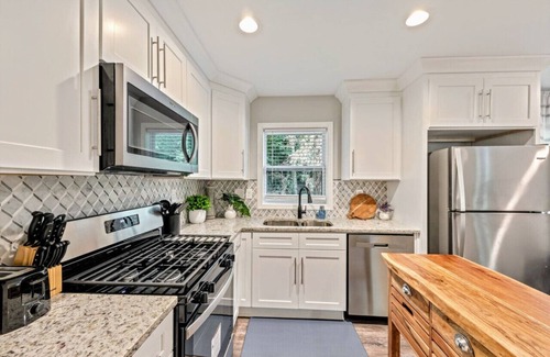 Powder Springs House | ATH - New - Ranch - Fenced - Level Yd (ponder)