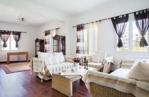 Attiki Apartment | Athens cozy Apt 5 min to metro station