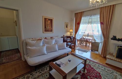 Agia Paraskevi Apartment | 'Athens Light' luxury spacy appartment, Agia Paraskevi