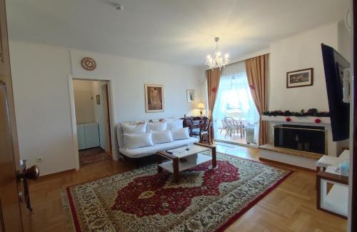 Agia Paraskevi Apartment | 'Athens Light' luxury spacy appartment, Agia Paraskevi