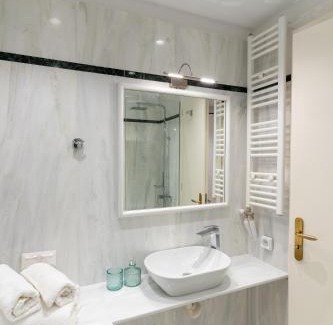 Plaka Apartment | Athens Plaka Acropolis Suites